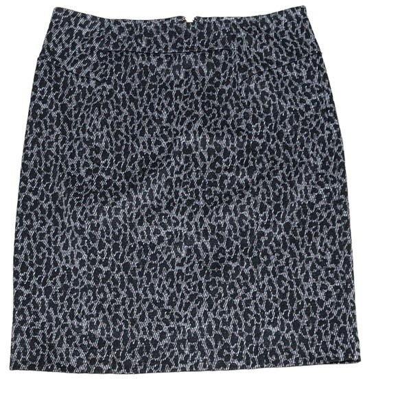 MICHAEL Michael Kors Dresses & Skirts - Michael Michael Kors animal print pencil skirt short black gray size Medium